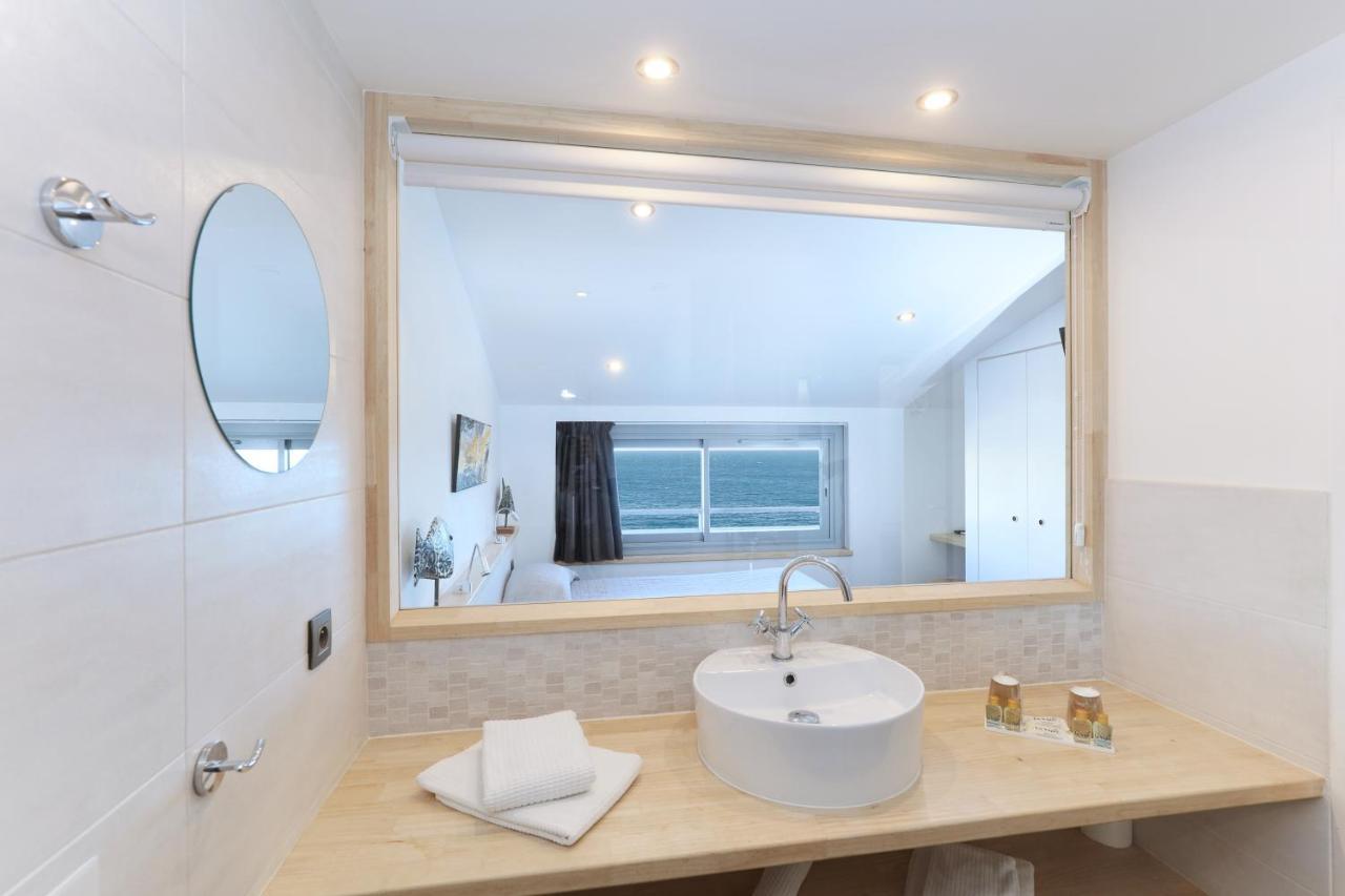 Hotel La Vigie - Face A La Mer Cerbere Exterior photo