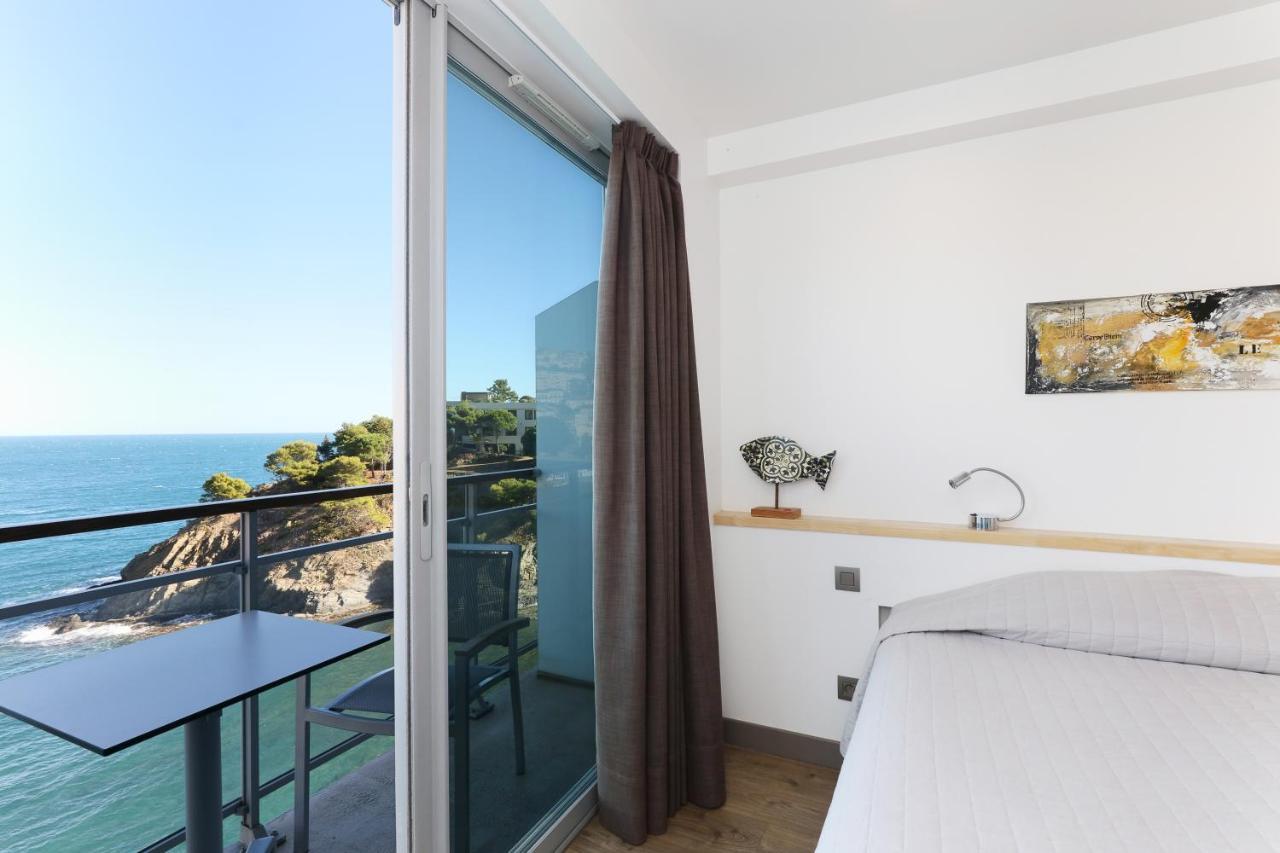 Hotel La Vigie - Face A La Mer Cerbere Exterior photo